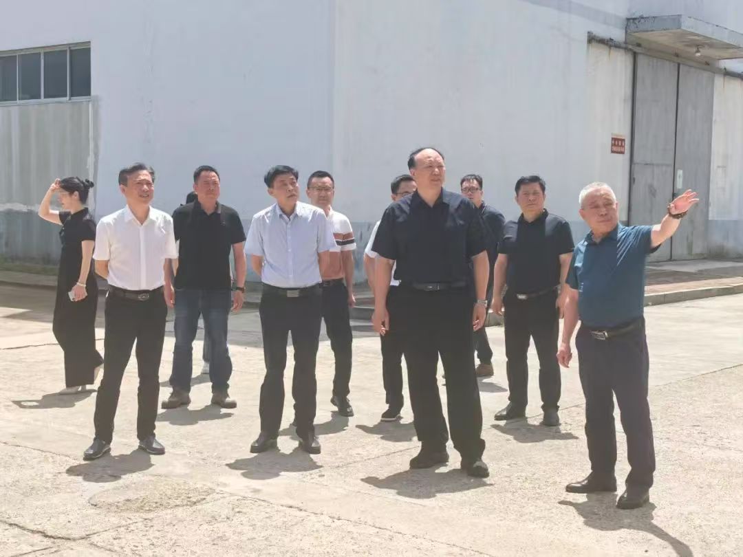 湖南省人大常委會(huì )民僑外委主任委員文富恒一行調研益陽(yáng)茶廠(chǎng) 探尋非遺茶韻